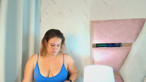 Snapshot of anastasia_marco chatting on October 15, 2025, 12:27 pm anastasia_marco online show from October 15, 2025, 12:27 pm