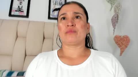 anastassia_29 online show from May 14, 2026, 10:33 am