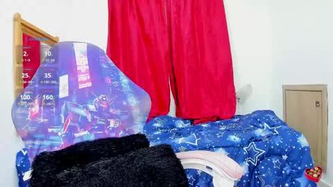 anazztasia_squirt online show from April 16, 2026, 6:09 pm