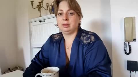 Snapshot of andorphina chatting on July 1, 2026, 7:21 am Andorphin online show from July 1, 2026, 7:21 am