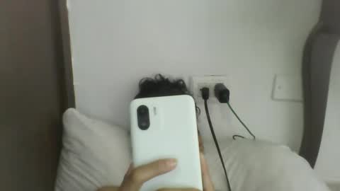 rosario online show from February 8, 2025, 2:16 pm