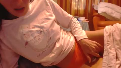 Andra online show from October 17, 2025, 6:16 am