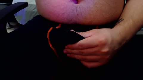 Snapshot of andrcs chatting on March 7, 2025, 12:15 am andrcs online show from March 7, 2025, 12:15 am