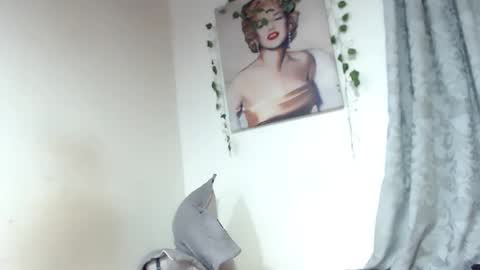 Andre online show from March 11, 2025, 9:34 am