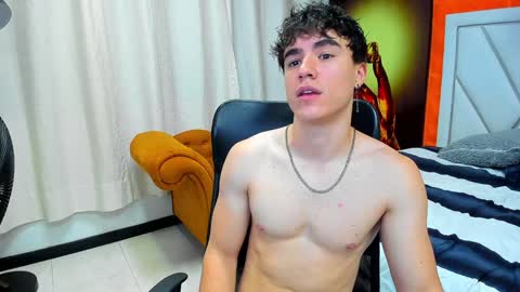 Snapshot of andre_parker chatting on December 9, 2024, 11:24 pm Andre Parker online show from December 9, 2024, 11:24 pm