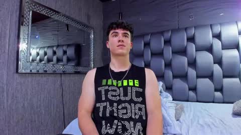 Snapshot of andre_parker chatting on January 22, 2025, 1:42 am Andre Parker online show from January 22, 2025, 1:42 am