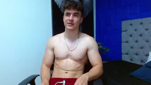 Snapshot of andre_parker chatting on March 9, 2025, 12:00 am Andre Parker online show from March 9, 2025, 12:00 am