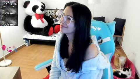 Snapshot of andrea_bonnie chatting on February 22, 2025, 11:35 pm andrea_bonnie online show from February 22, 2025, 11:35 pm