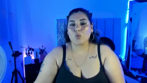 andreaakinky online show from October 30, 2025, 8:16 am