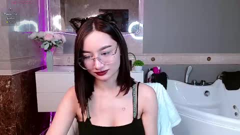 andreajohnsons online show from April 26, 2026, 7:50 am