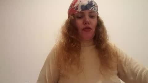 Snapshot of andreamartinssean2018 chatting on June 14, 2026, 5:42 am andreamartinssean2018 online show from June 14, 2026, 5:42 am