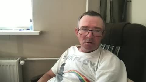 Snapshot of andreass60 chatting on September 15, 2025, 5:29 am andreass60 online show from September 15, 2025, 5:29 am