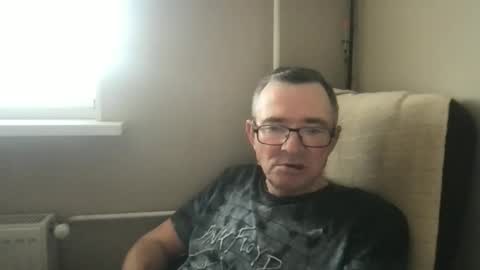 Snapshot of andreass60 chatting on November 12, 2025, 8:04 am andreass60 online show from November 12, 2025, 8:04 am