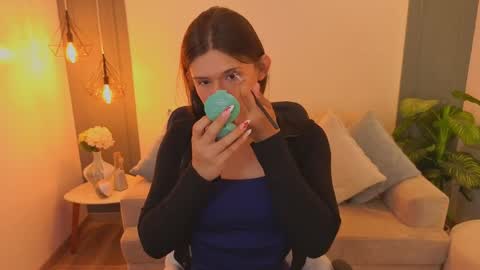 Snapshot of andrecastaneda chatting on April 14, 2026, 7:31 pm Andre Castaneda online show from April 14, 2026, 7:31 pm