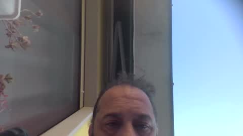 Snapshot of andrecool979 chatting on October 16, 2025, 3:13 pm Andre online show from October 16, 2025, 3:13 pm