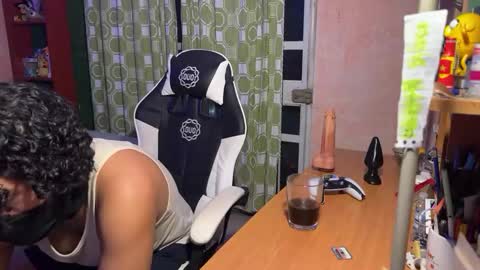 Andre Labuda online show from October 8, 2025, 1:03 am