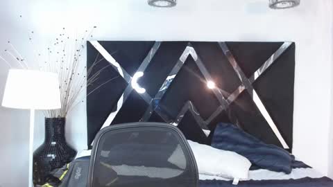 insta andres clark  online show from March 2, 2025, 3:16 pm