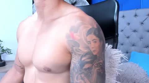 insta andres clark  online show from October 16, 2025, 5:58 pm