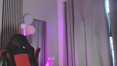 andres_cream online show from September 28, 2025, 12:32 pm