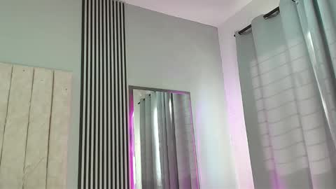 andres_cream online show from October 5, 2025, 12:36 pm