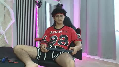 andres_cream online show from October 18, 2025, 9:15 pm
