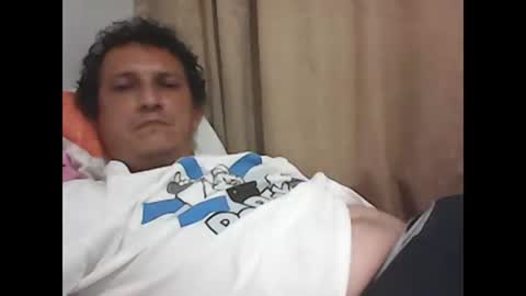 andresfloga online show from October 27, 2025, 3:54 am