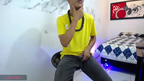 Snapshot of andressdean chatting on December 21, 2024, 3:36 am Andres Dean online show from December 21, 2024, 3:36 am