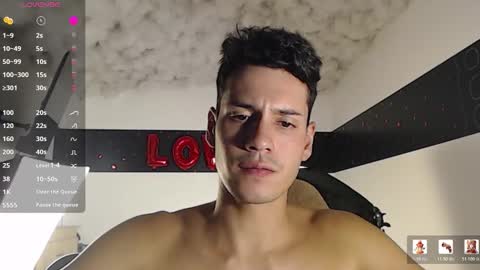 Snapshot of andrestorres0 chatting on February 12, 2026, 11:33 pm Andres Torres online show from February 12, 2026, 11:33 pm