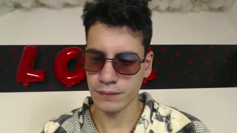 Snapshot of andrestorres0 chatting on February 13, 2026, 4:25 pm Andres Torres online show from February 13, 2026, 4:25 pm