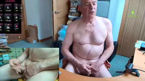 Snapshot of andrew_9999 chatting on June 29, 2026, 12:38 pm Andrew online show from June 29, 2026, 12:38 pm