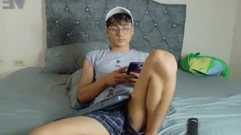 Snapshot of andrew_dann chatting on March 15, 2026, 8:59 pm andres online show from March 15, 2026, 8:59 pm