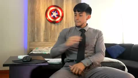 Andrew online show from February 20, 2025, 6:46 pm