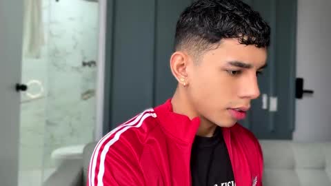 Andrew M. online show from April 18, 2026, 4:22 pm