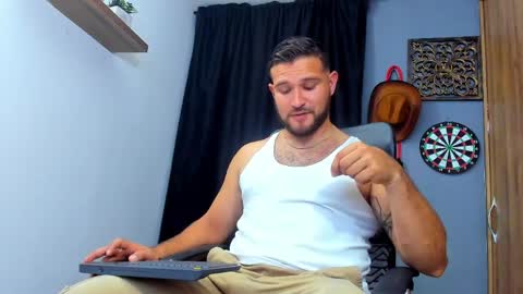 Andrew Diaz online show from April 7, 2026, 6:36 am