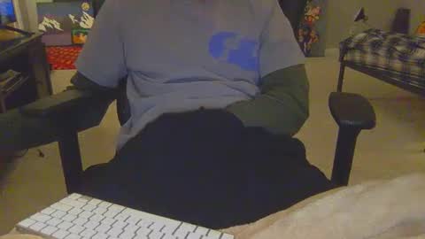 andrewholdsteady online show from December 22, 2024, 4:17 am