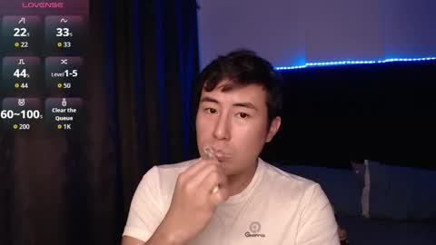 andrewmhilton_ online show from March 22, 2026, 6:06 am