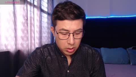 andrewmhilton_ online show from April 2, 2026, 5:54 pm