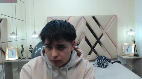 ANDREW online show from February 1, 2025, 12:05 pm