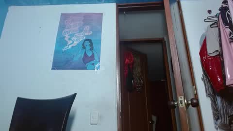 Snapshot of andromedashine chatting on December 4, 2024, 2:31 am vero paez online show from December 4, 2024, 2:31 am