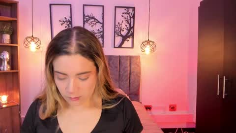 andy_and_emma online show from February 21, 2025, 12:39 pm