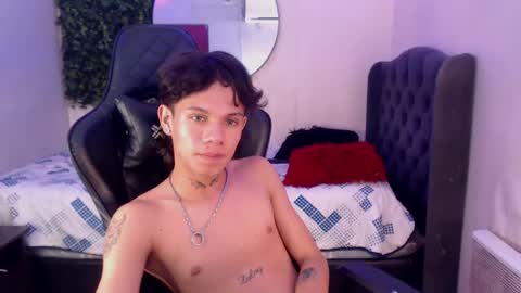 andy_dan1 online show from March 10, 2025, 4:35 pm