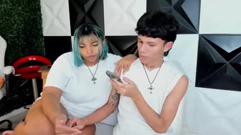 andy_dan1 online show from December 4, 2025, 6:27 pm