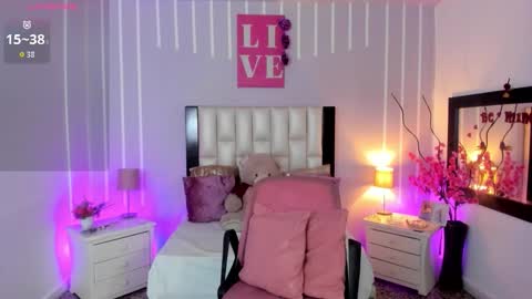 Andrea online show from February 19, 2026, 1:18 pm