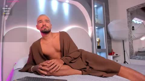 andy_legrand online show from March 16, 2026, 12:20 pm