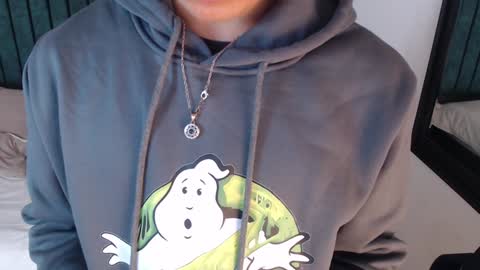 Snapshot of andyjoy_ chatting on December 26, 2024, 12:05 pm Andy Joy online show from December 26, 2024, 12:05 pm