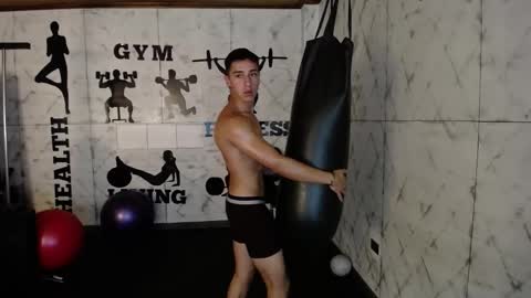 Snapshot of andyjoy_ chatting on December 28, 2024, 5:57 pm Andy Joy online show from December 28, 2024, 5:57 pm
