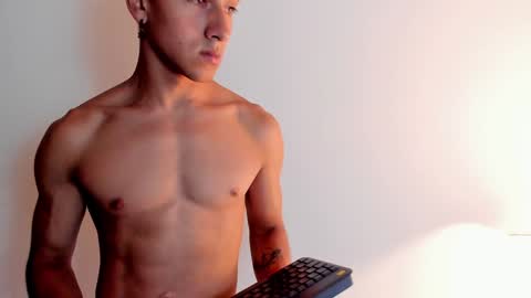 Snapshot of andyjoy_ chatting on January 10, 2025, 2:45 pm Andy Joy online show from January 10, 2025, 2:45 pm
