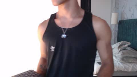 Snapshot of andyjoy_ chatting on January 12, 2025, 2:52 pm Andy Joy online show from January 12, 2025, 2:52 pm