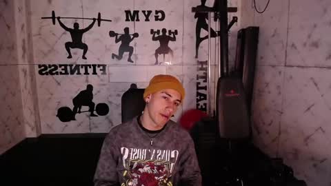 Snapshot of andyjoy_ chatting on February 3, 2025, 10:58 am Andy Joy online show from February 3, 2025, 10:58 am