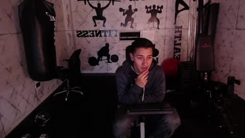 Snapshot of andyjoy_ chatting on February 9, 2025, 10:20 am Andy Joy online show from February 9, 2025, 10:20 am